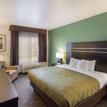 Quality Inn & Suites Airport West Salt Lake City Buitenkant foto