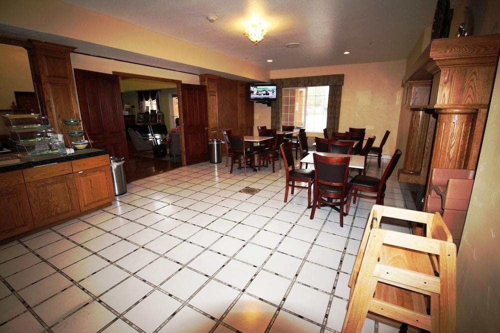 Quality Inn & Suites Airport West Salt Lake City Buitenkant foto