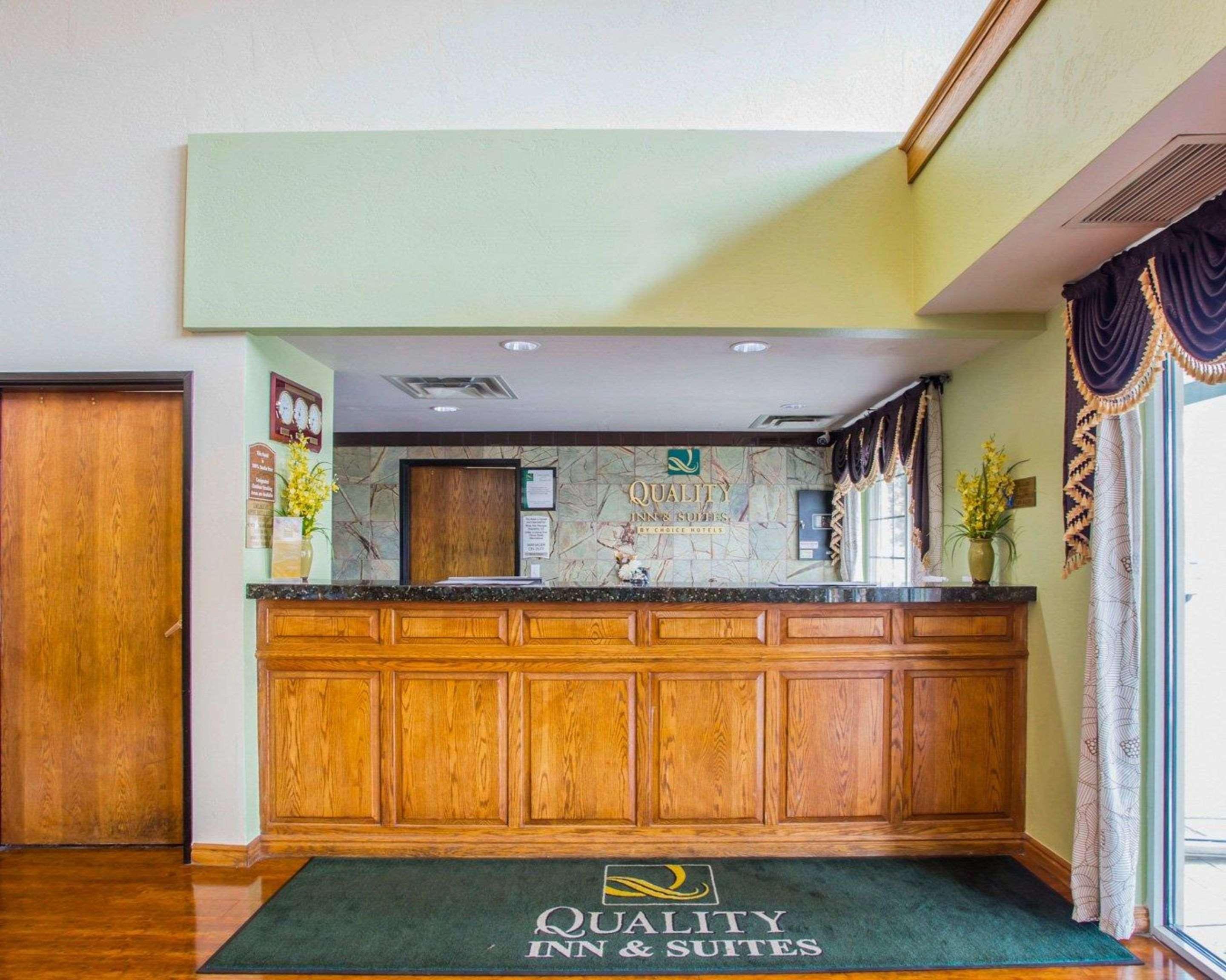 Quality Inn & Suites Airport West Salt Lake City Buitenkant foto