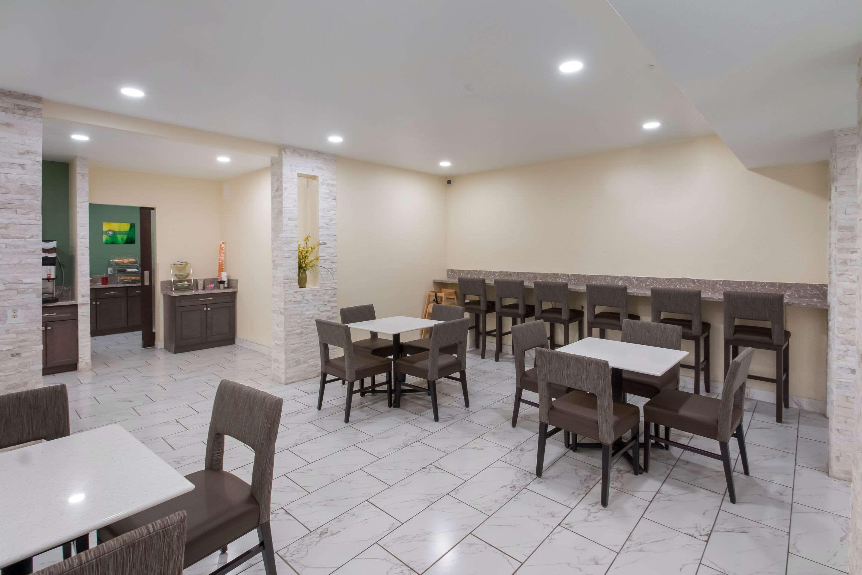 Quality Inn & Suites Airport West Salt Lake City Buitenkant foto
